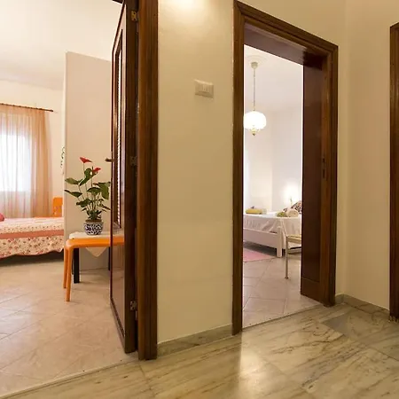 Appartamento Cervi Per 67 Vicino Al Mare